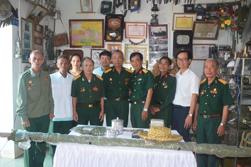 Bảo tàng Hà Nội tiếp nhận 8 kỷ vật kháng chiến tại Phú Thọ