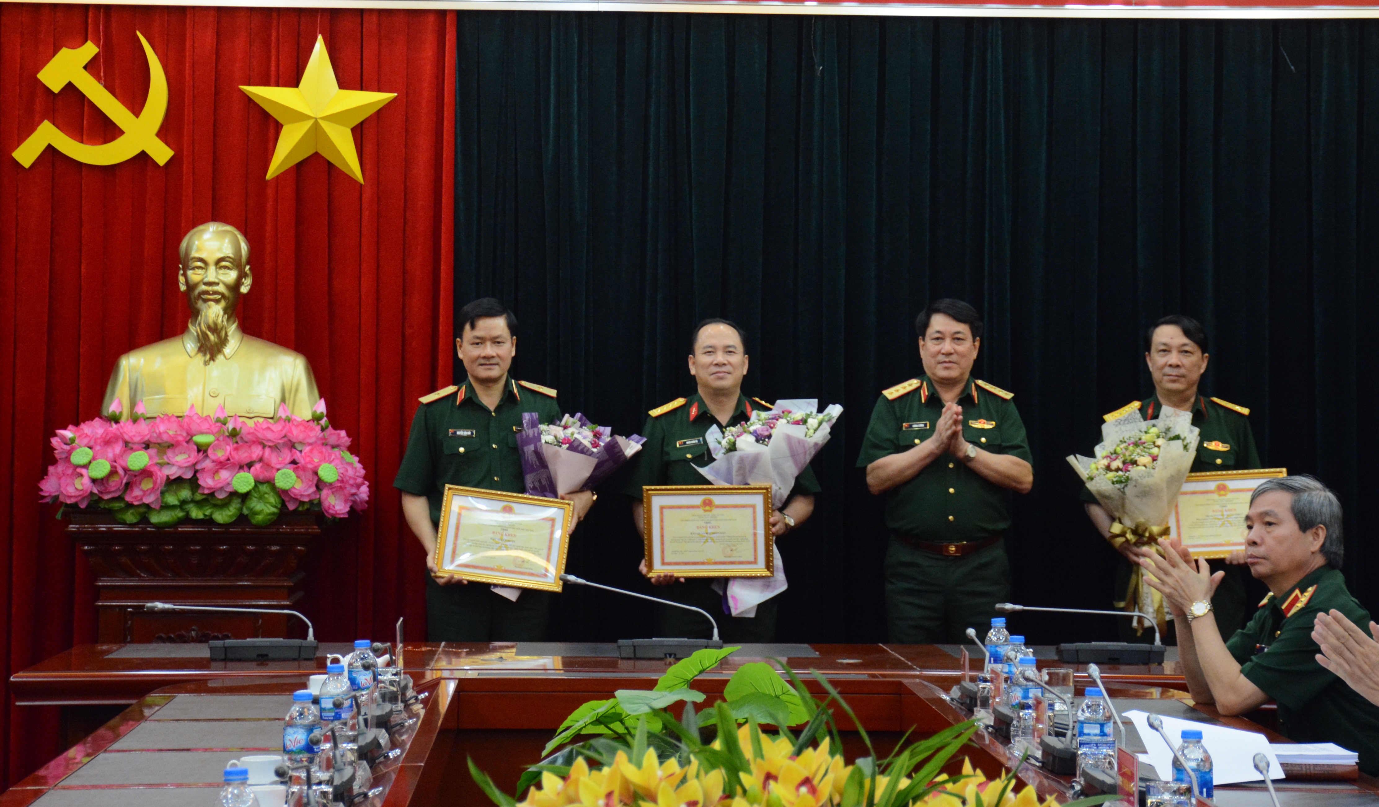 Chuẩn bị tốt cho Đại hội Đảng bộ các cấp tiến tới Đại hội Đảng bộ Quân đội lần thứ XI