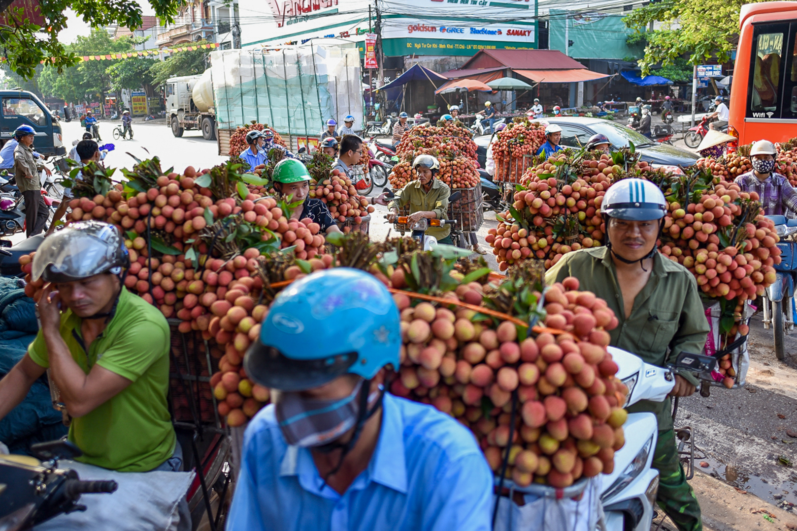 Do dịch Covid-19 nên lượng tiêu thụ vải sớm ít nhiều chịu ảnh hưởng.