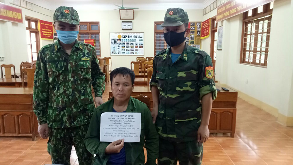 Bắt giữ đối tượng tàng trữ ma túy có vũ khí