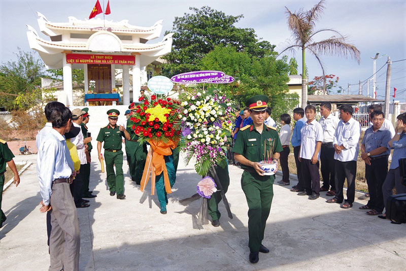 Ninh Thuận cất bốc và an táng hài cốt liệt sĩ hy sinh trong kháng chiến chống Pháp
