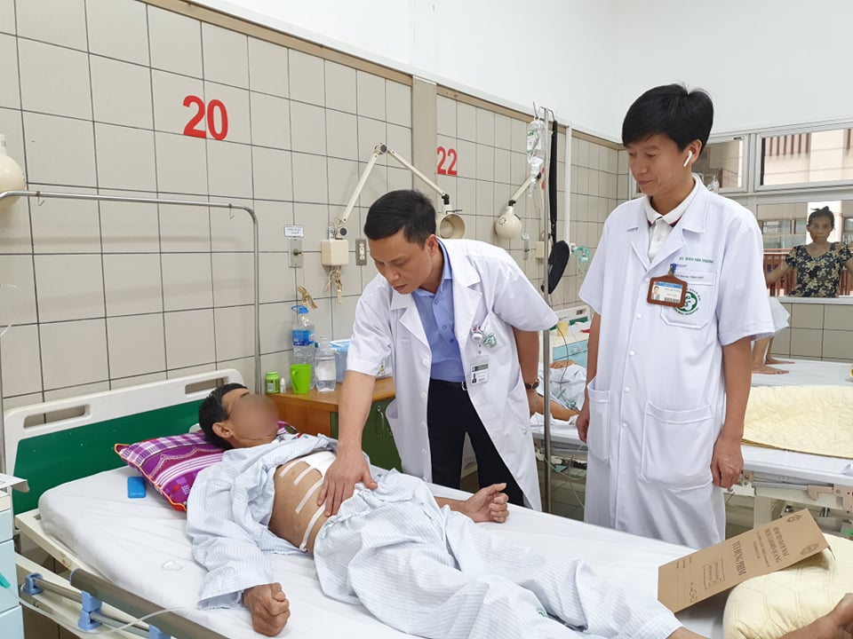 Bệnh viện Bạch Mai lần đầu tiên thực hiện thành công tạo hình thực quản bằng đại tràng