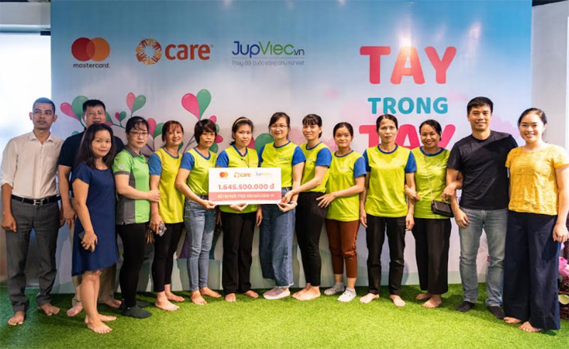 Hỗ trợ tài chính cho nữ giúp việc gia đình bị ảnh hưởng bởi Covid-19