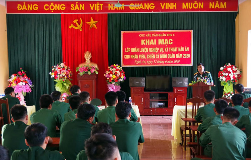 Cục Hậu Cần Quân khu 4: Tập huấn nghiệp vụ, kỹ thuật nấu ăn cho nhân viên, chiến sĩ nuôi quân