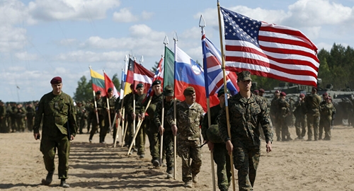 Ba thập kỷ sóng gió trong quan hệ Nga - NATO