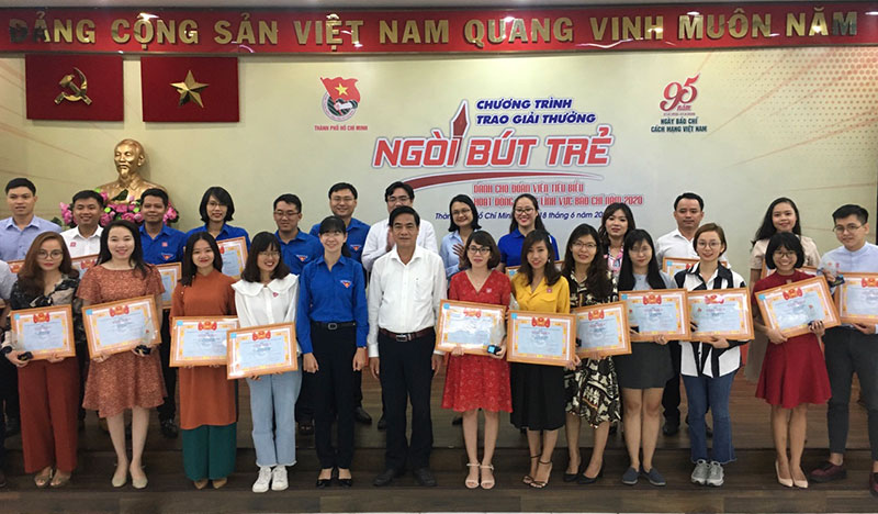 Trao Giải thưởng “Ngòi bút trẻ” cho 24 nhà báo, cộng tác viên tiêu biểu