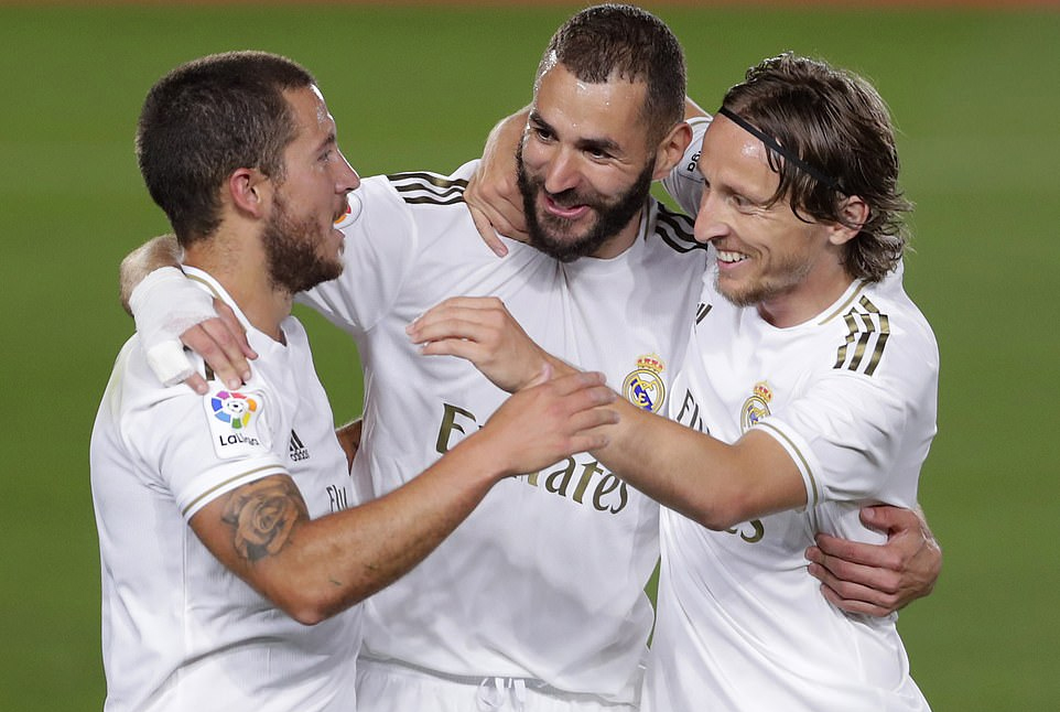 Vòng 29 La Liga: Real Madrid thắng tưng bừng Valencia