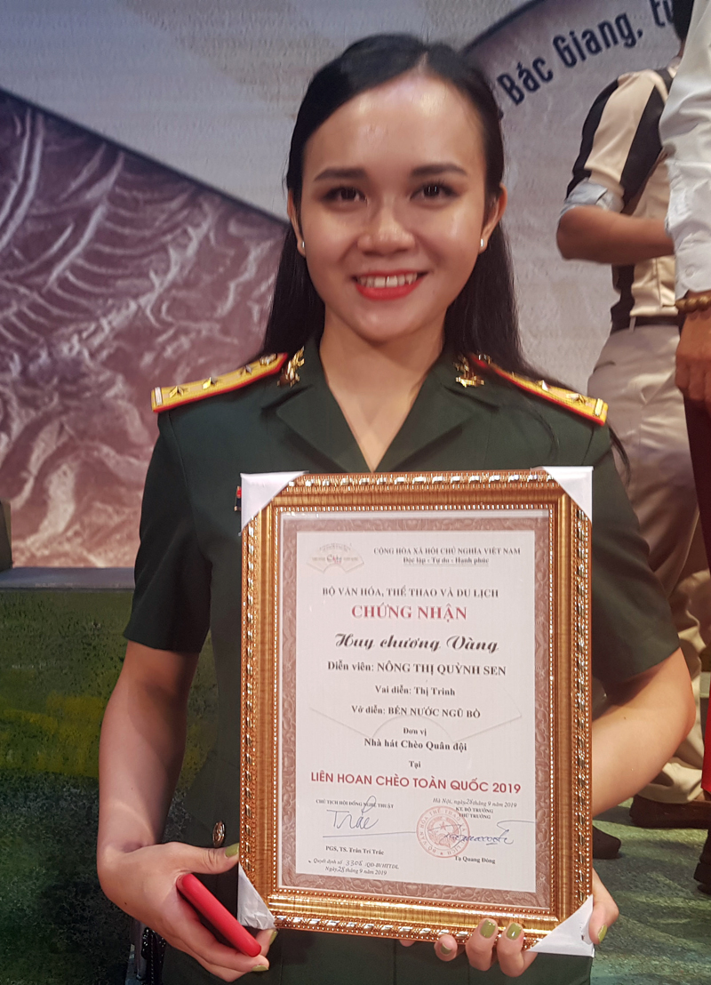 Nghệ sĩ trẻ đam mê nghệ thuật chèo truyền thống