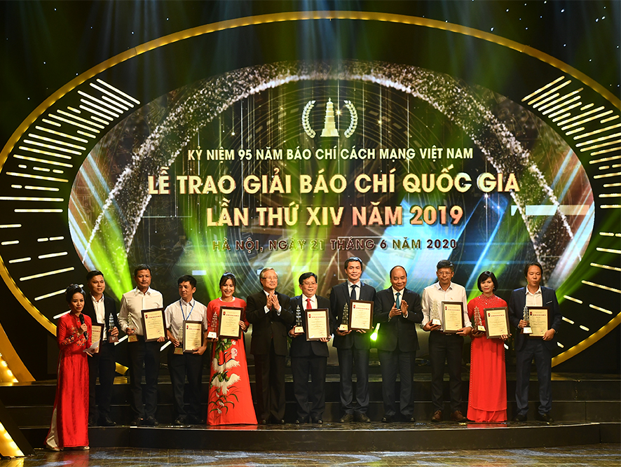 Tôn vinh những người làm báo dấn thân, sáng tạo