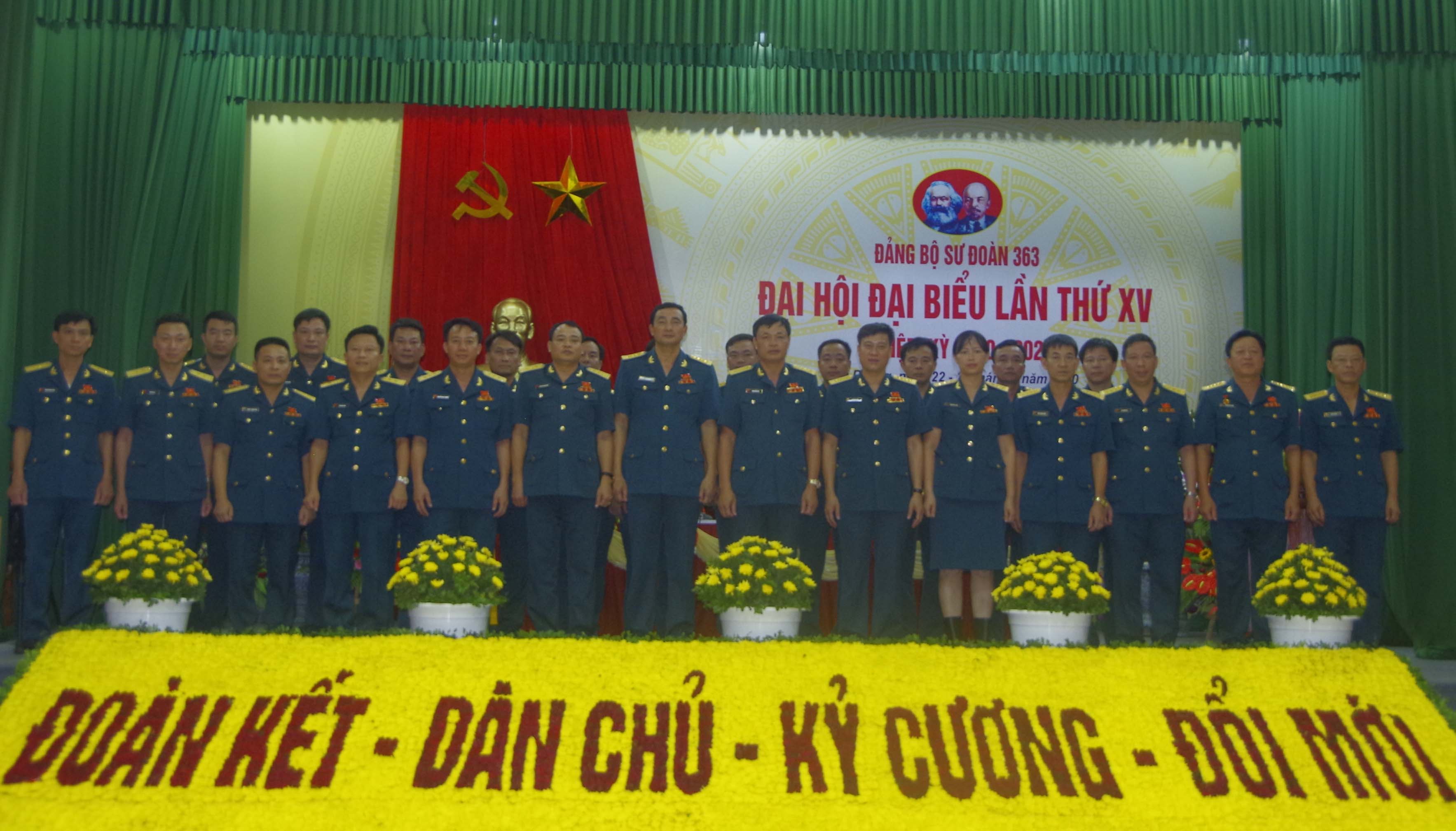 Tập trung sức lãnh đạo để bảo vệ vững chắc vùng trời Đông Bắc của Tổ quốc