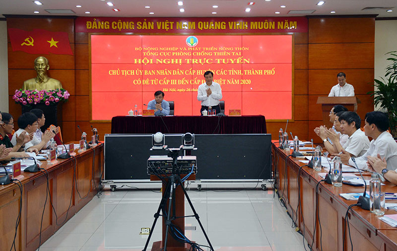 Tình trạng vi phạm pháp luật về đê điều vẫn diễn biến phức tạp