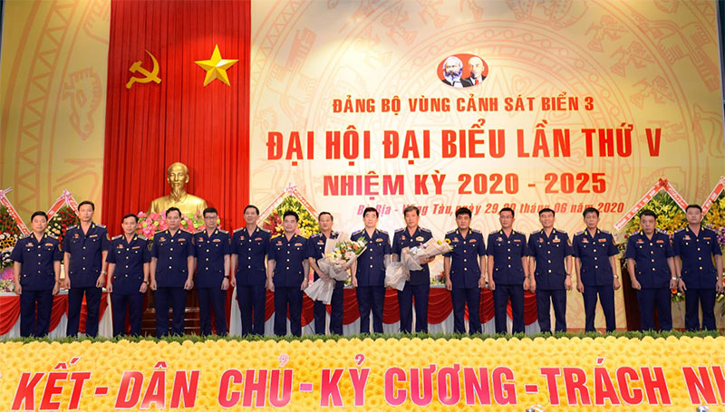 Tiếp tục lãnh đạo xây dựng đơn vị vững mạnh toàn diện, mẫu mực, tiêu biểu

