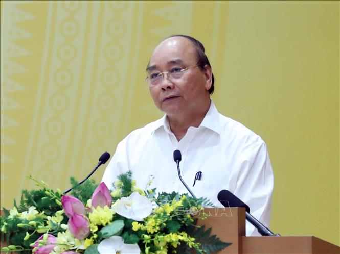 Thủ tướng Chính phủ Nguyễn Xuân Phúc: Giải ngân vốn đầu tư công là căn cứ đánh giá hoàn thành nhiệm vụ  

