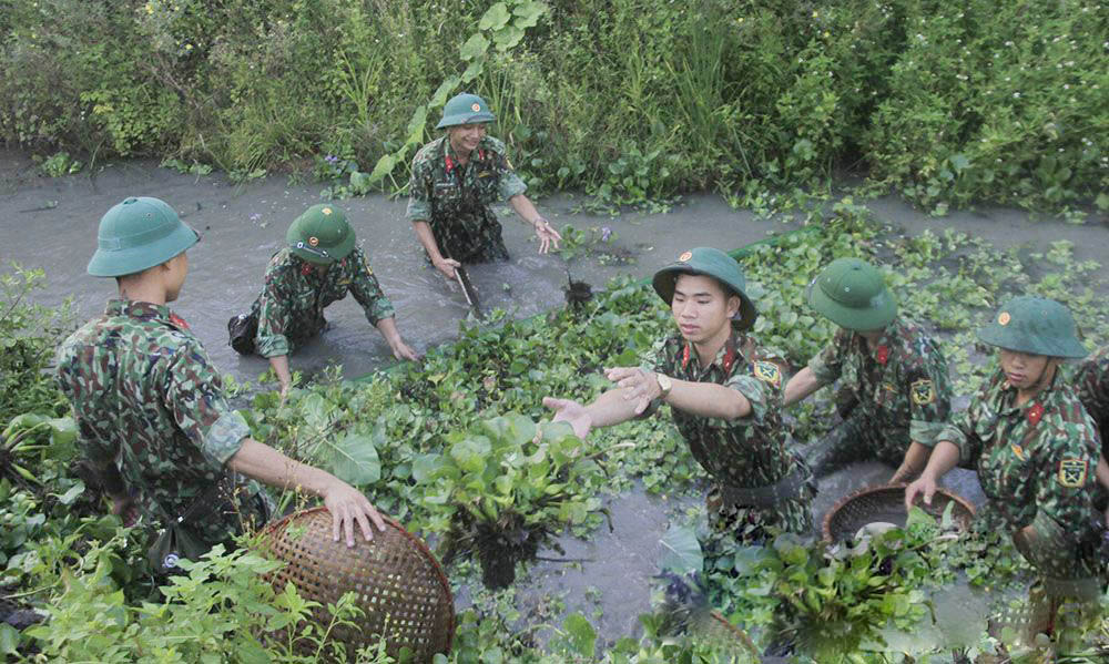 Khát khao sẻ chia và cống hiến 