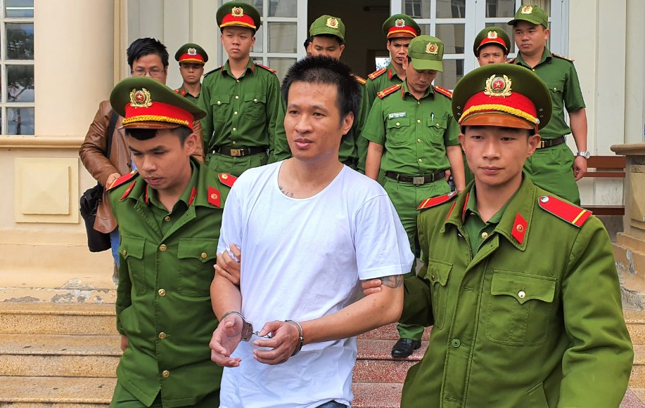 Nhận 8 năm tù vì tuyên truyền chống phá Nhà nước 
