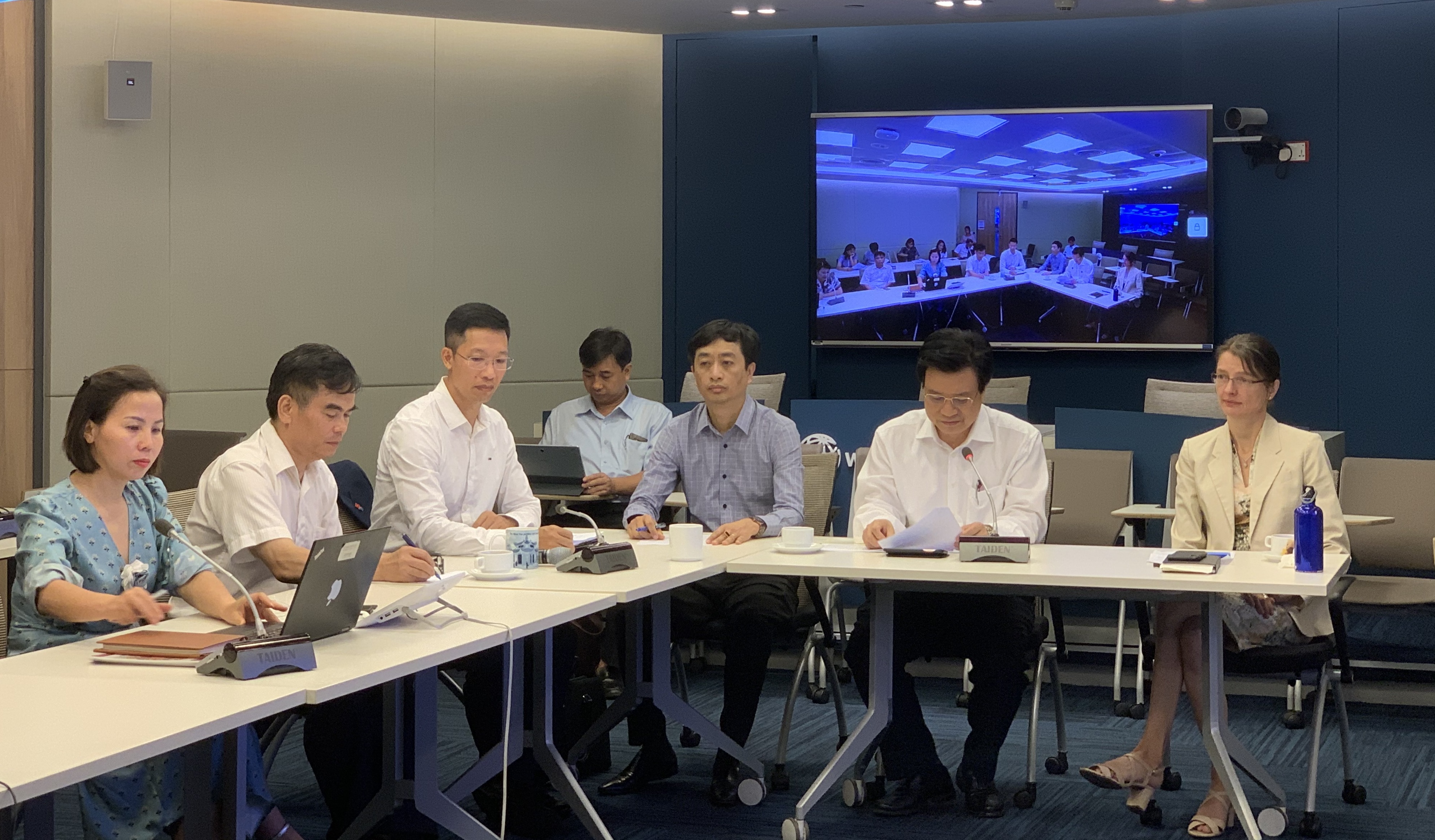 Tích hợp giáo dục tài chính trong biên soạn sách giáo khoa