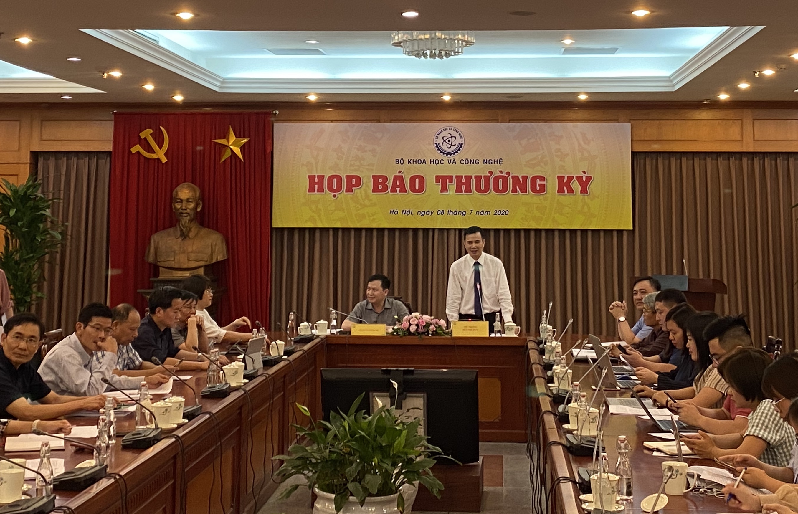 Bộ Khoa học và công nghệ tổ chức họp báo thường kỳ
