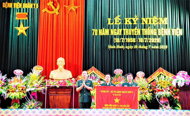 Bệnh viện Quân y 5 kỷ niệm 70 năm Ngày truyền thống