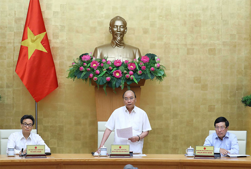 Thủ tướng Nguyễn Xuân Phúc: Chủ động giải quyết việc đưa đón công dân về nước

