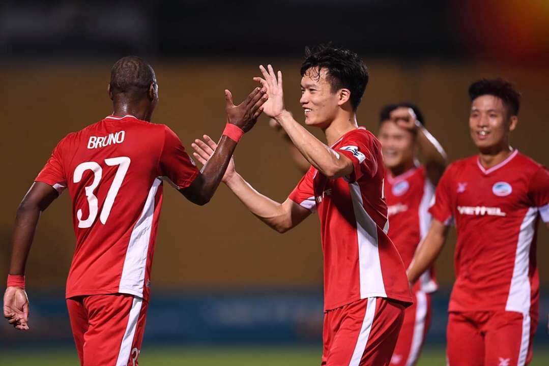  Viettel vươn lên xếp thứ 3 trên Bảng xếp hạng V-League