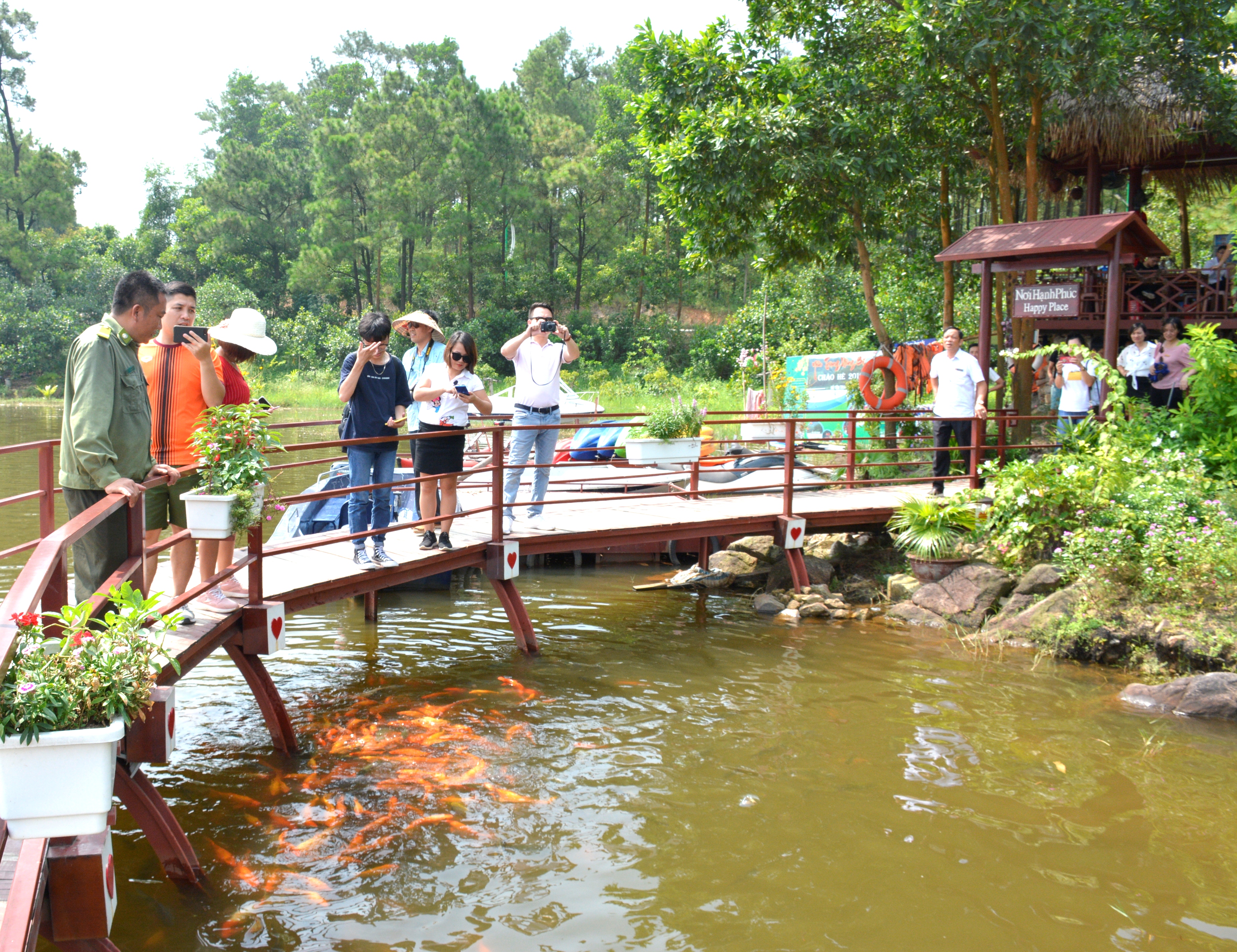 Du lịch Quảng Ninh nỗ lực phục hồi để tăng trưởng 