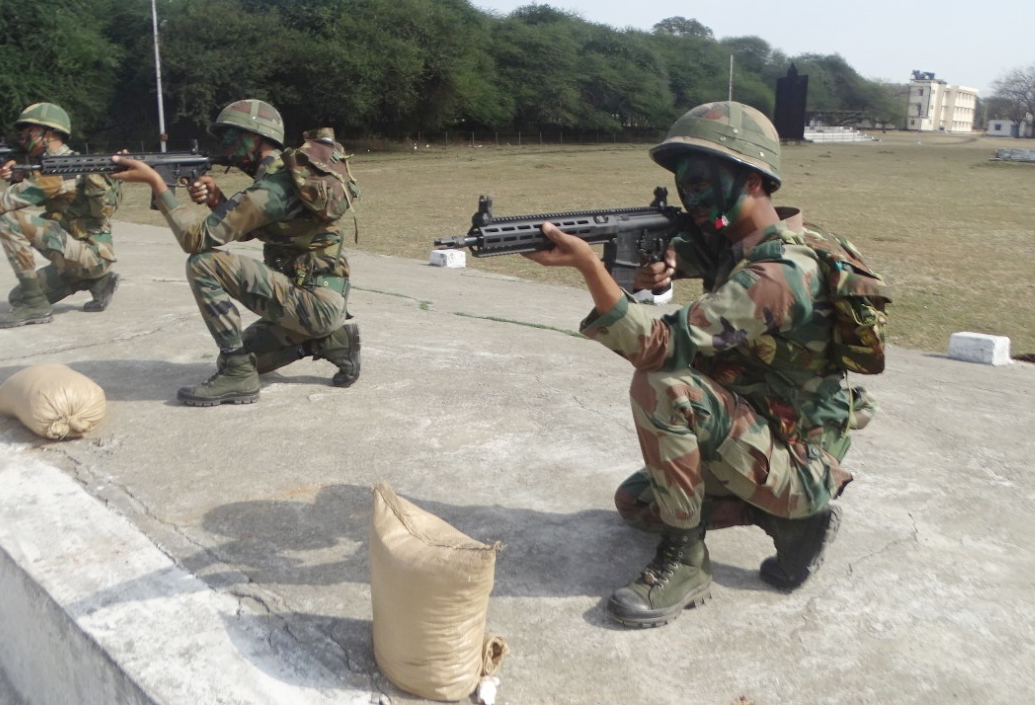 Quân đội Ấn Độ mua súng trường tấn công của Mỹ

