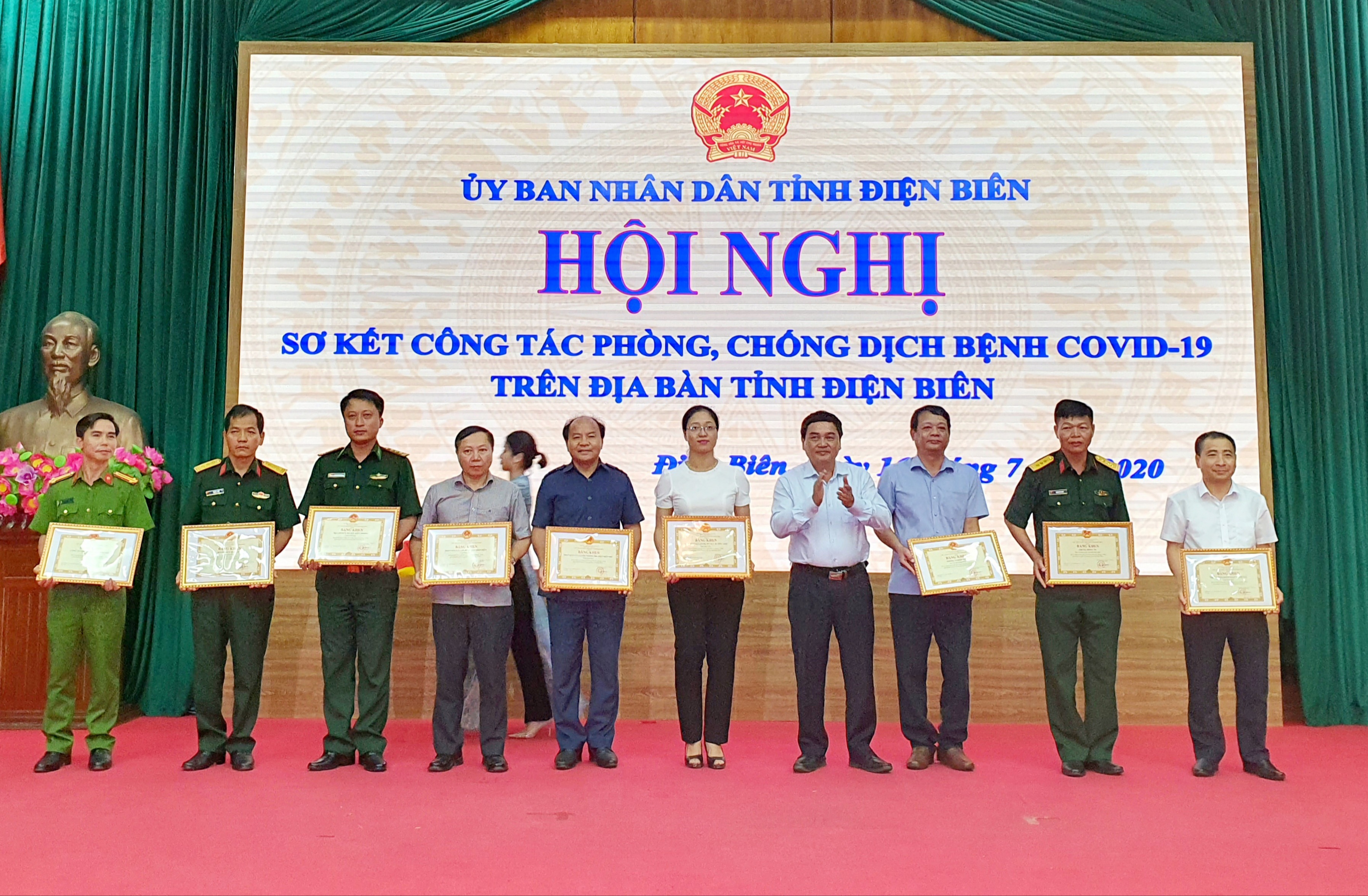 UBND tỉnh Điện Biên sơ kết công tác phòng, chống dịch bệnh Covid-19