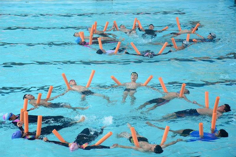 Tập huấn cho gần 100 hướng dẫn viên môn bơi tại Hải Phòng

