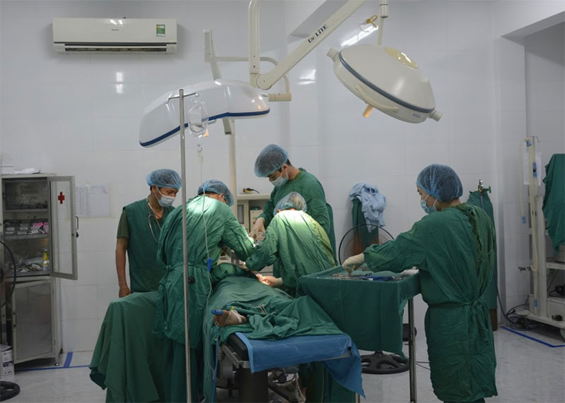 Viện Bỏng Quốc gia Lê Hữu Trác khám bệnh, phẫu thuật miễn phí, tri ân người có công tại Thái Nguyên