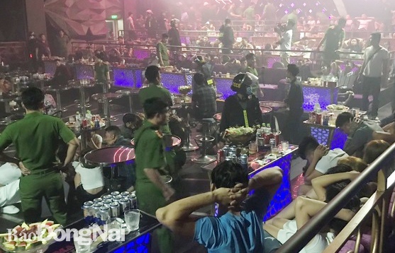 Đồng Nai: Phát hiện gần 100 đối tượng dương tính với ma túy trong quán bar, karaoke