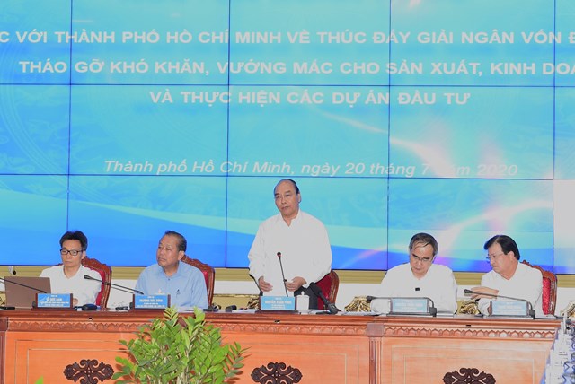 ĐỪNG VÌ SAI PHẠM MÀ CHÙN BƯỚC