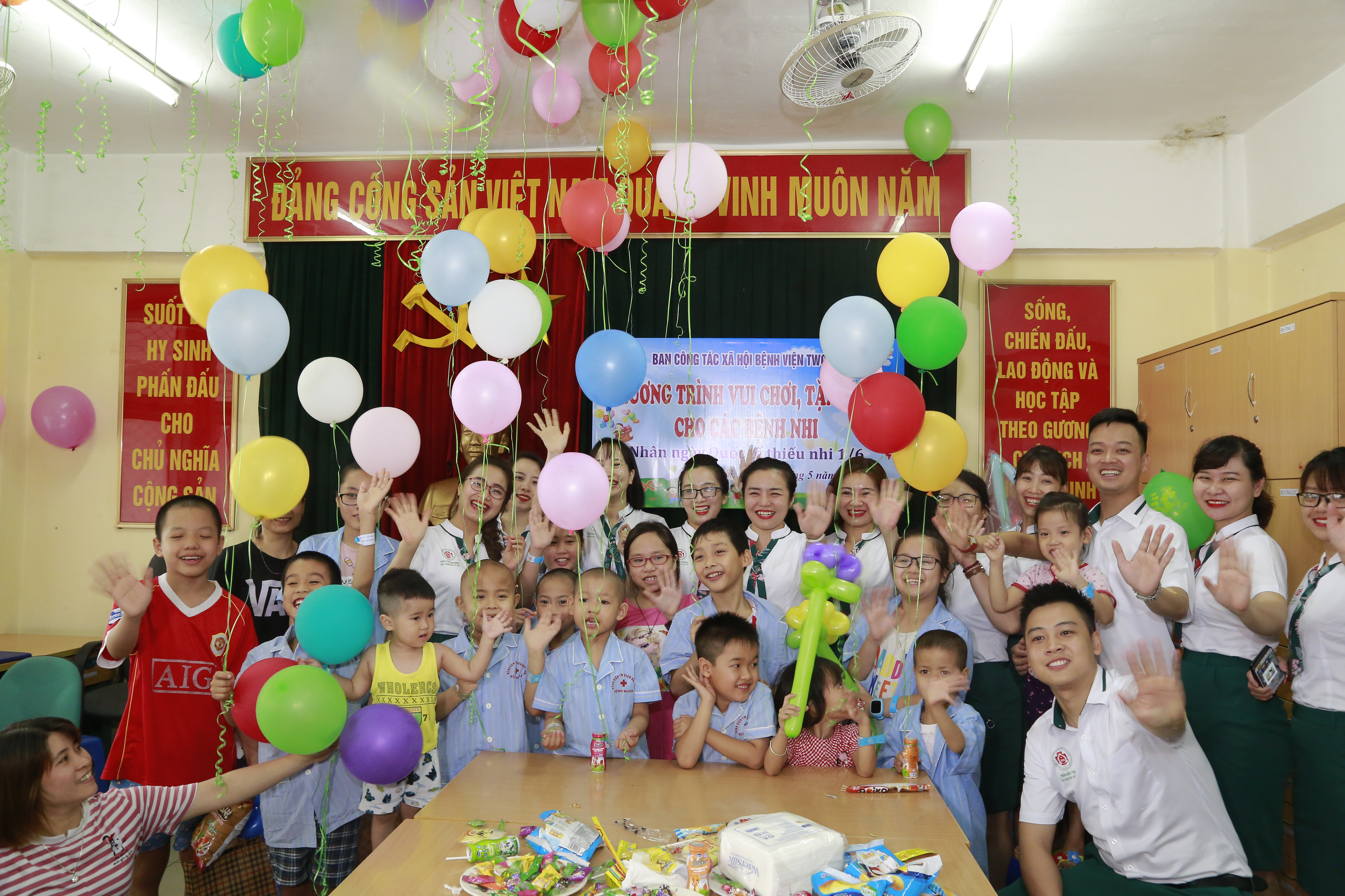 Triển khai hiệu quả CTĐ, CTCT trong môi trường đặc thù