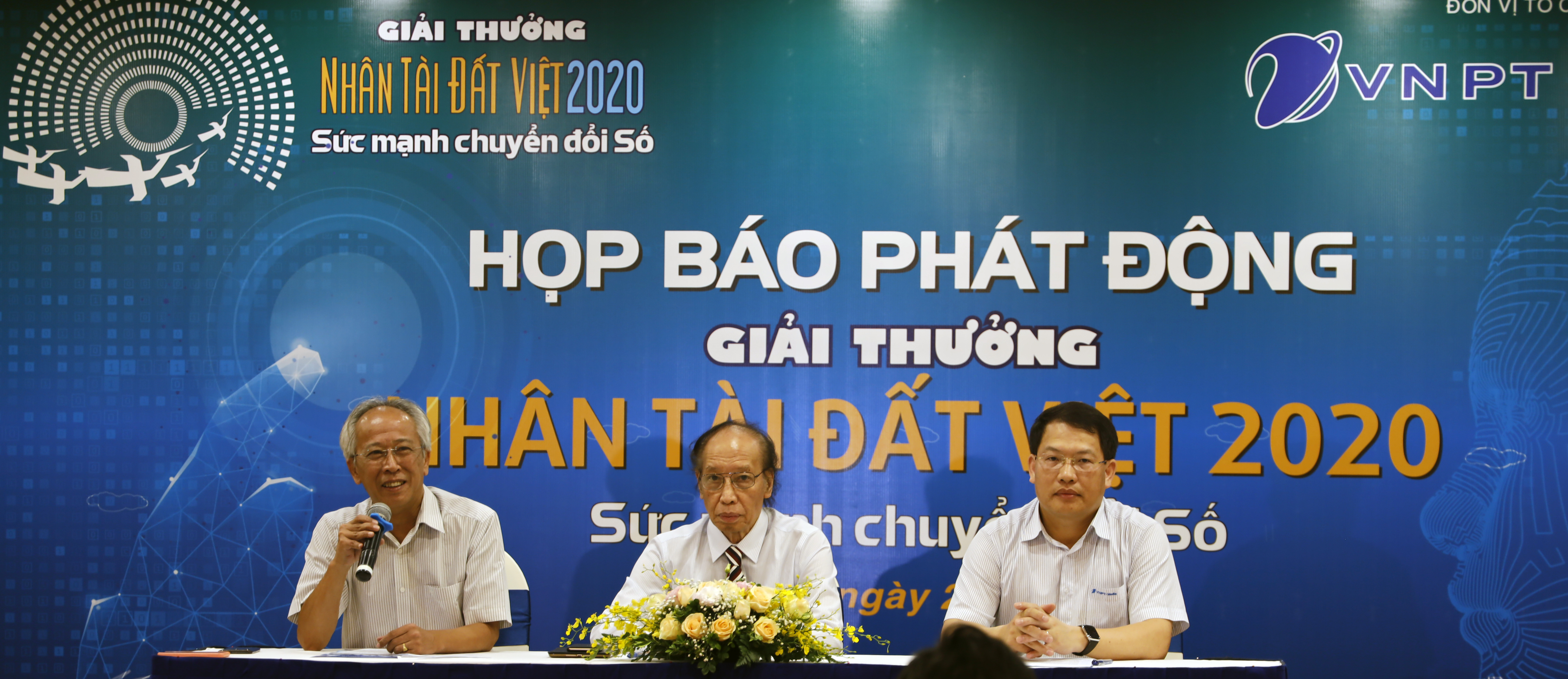 Phát động Giải thưởng Nhân tài Đất Việt năm 2020