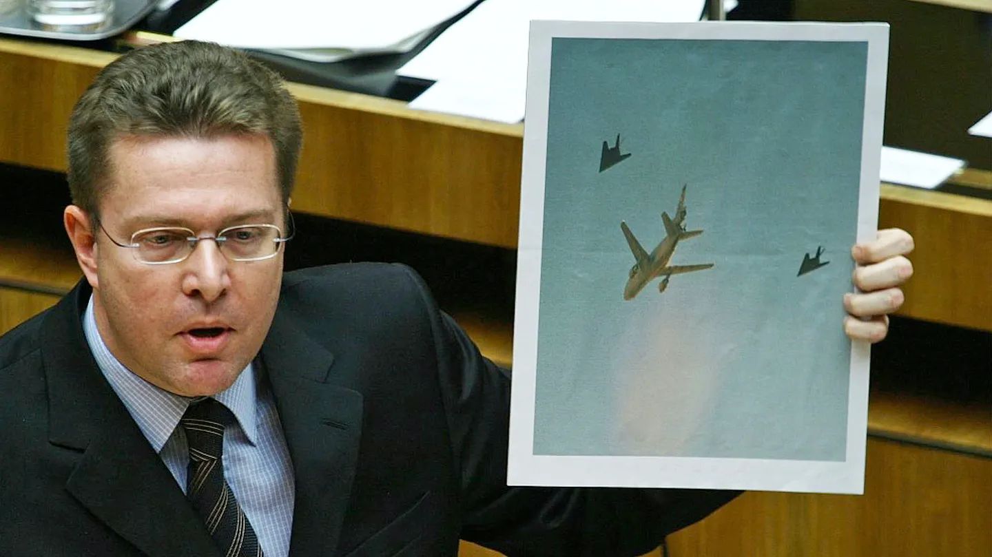 Không quân Áo từng suýt bắn hạ máy bay tàng hình F-117 của Mỹ

