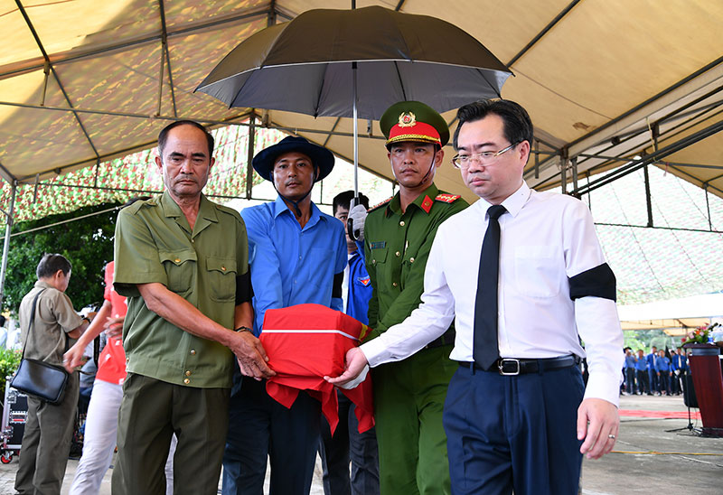 Kiên Giang tổ chức Lễ truy điệu, an táng 72 hài cốt liệt sĩ