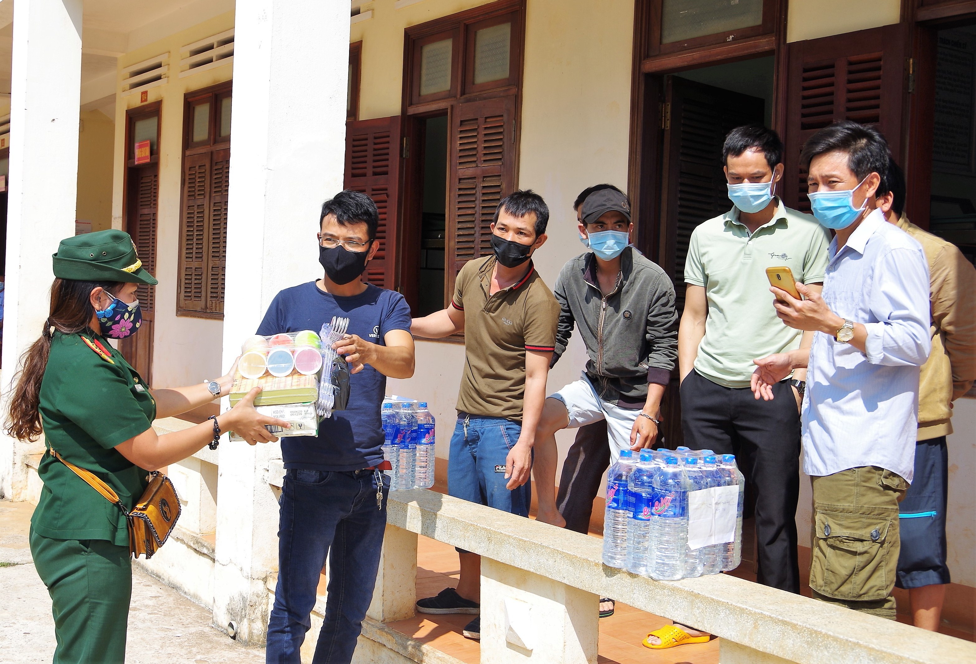 Biết ơn Bộ đội Cụ Hồ

