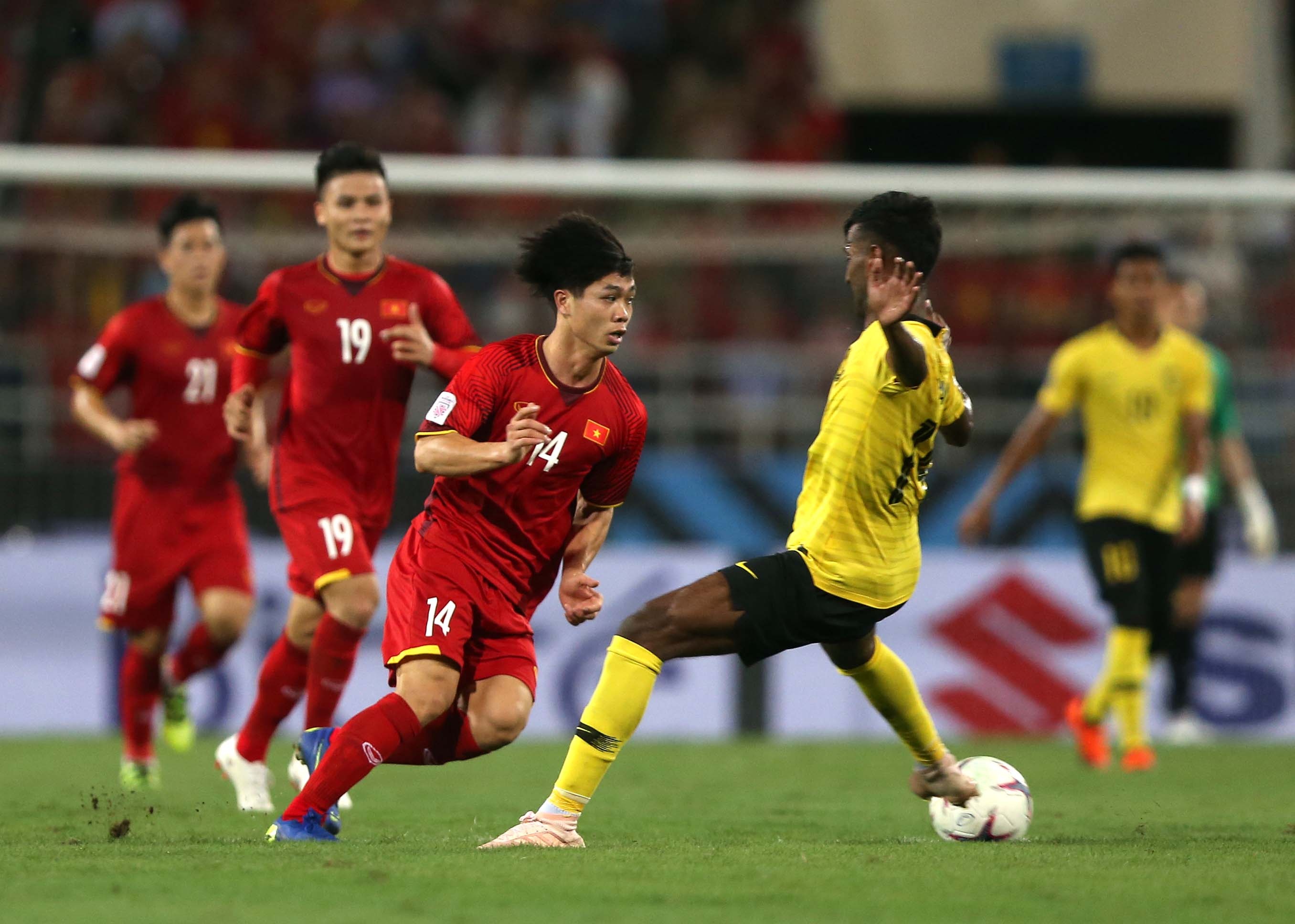 Đau đầu vì dịch