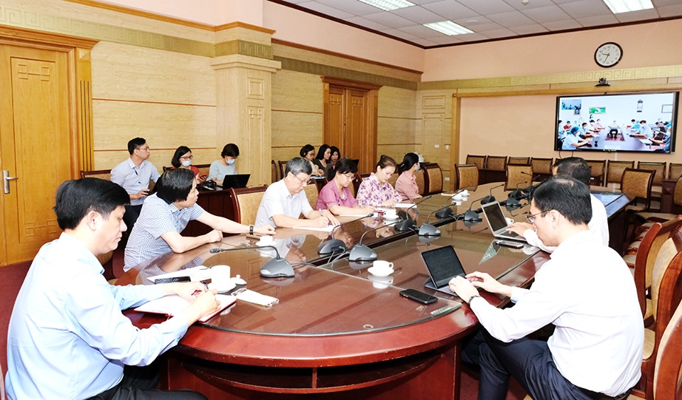 Cần thành lập ngay tổ giám sát Covid-19 tại cộng đồng