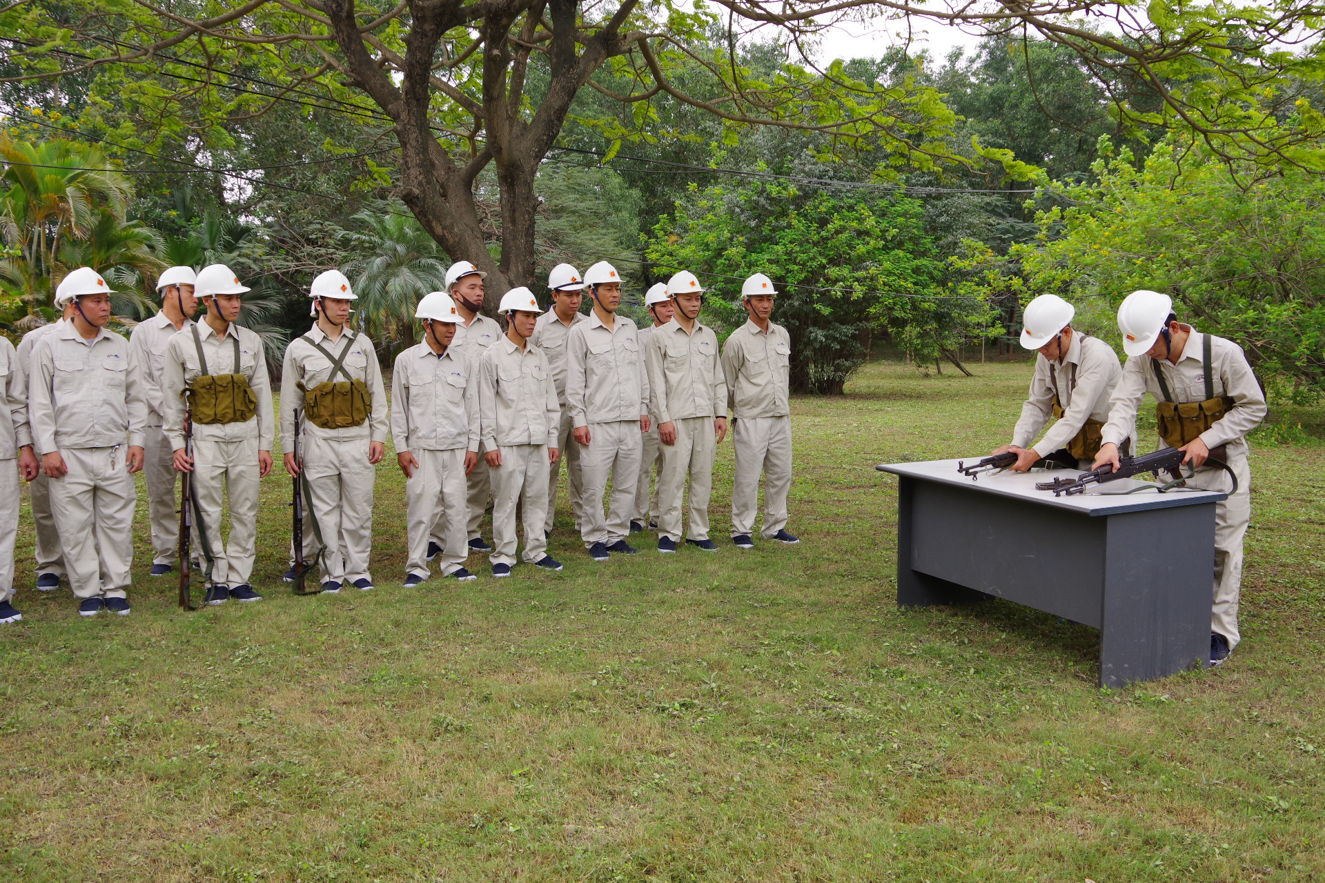 Lãnh đạo đồng bộ, sát tình hình nhiệm vụ