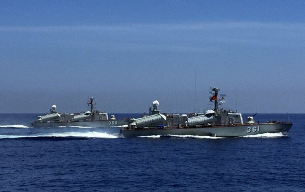  Huấn luyện sát với thực tế yêu cầu, nhiệm vụ

