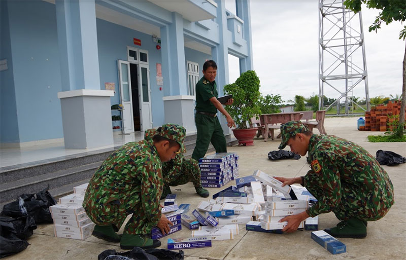 Bộ đội Biên phòng Tây Ninh thu giữ thuốc lá lậu và ma túy