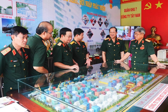 Khai mạc Đại hội Đại biểu Đảng bộ Quân khu 7 lần thứ X 