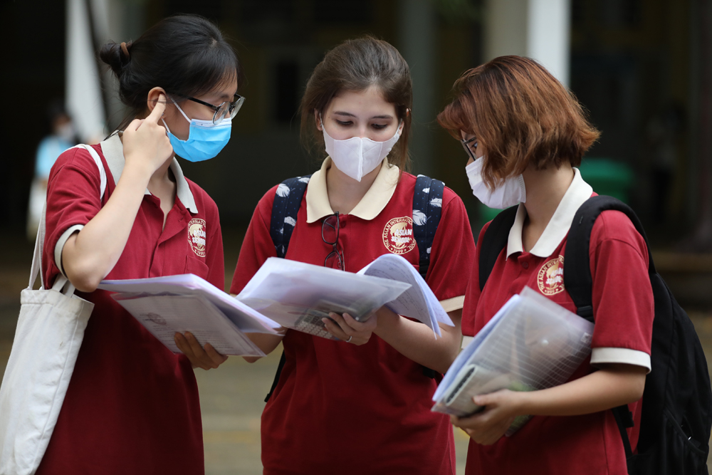 Nhiều thí sinh dễ dàng vượt qua với đề Toán 