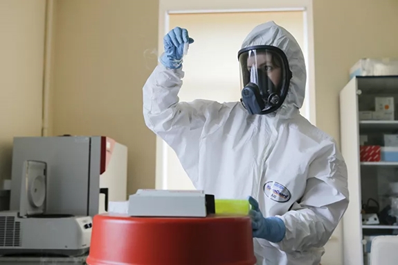 Tại sao Nga lại phát triển thành công vaccine ngừa Covid-19 đầu tiên trên thế giới?

