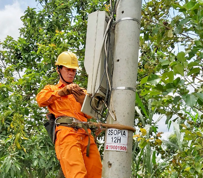 Người tổ trưởng gương mẫu, say nghề