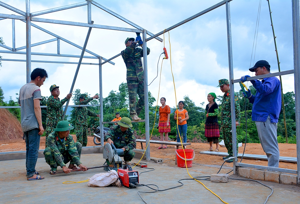 Xây mái ấm nơi biên cương Tây Bắc