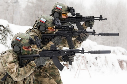 AK-12 – “Người kế nhiệm” xuất sắc trong Army Games 2020