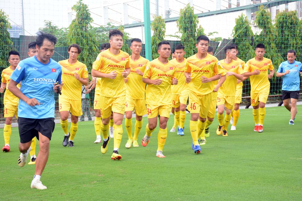 Các cầu thủ U.22 Việt Nam nỗ lực thể hiện khả năng