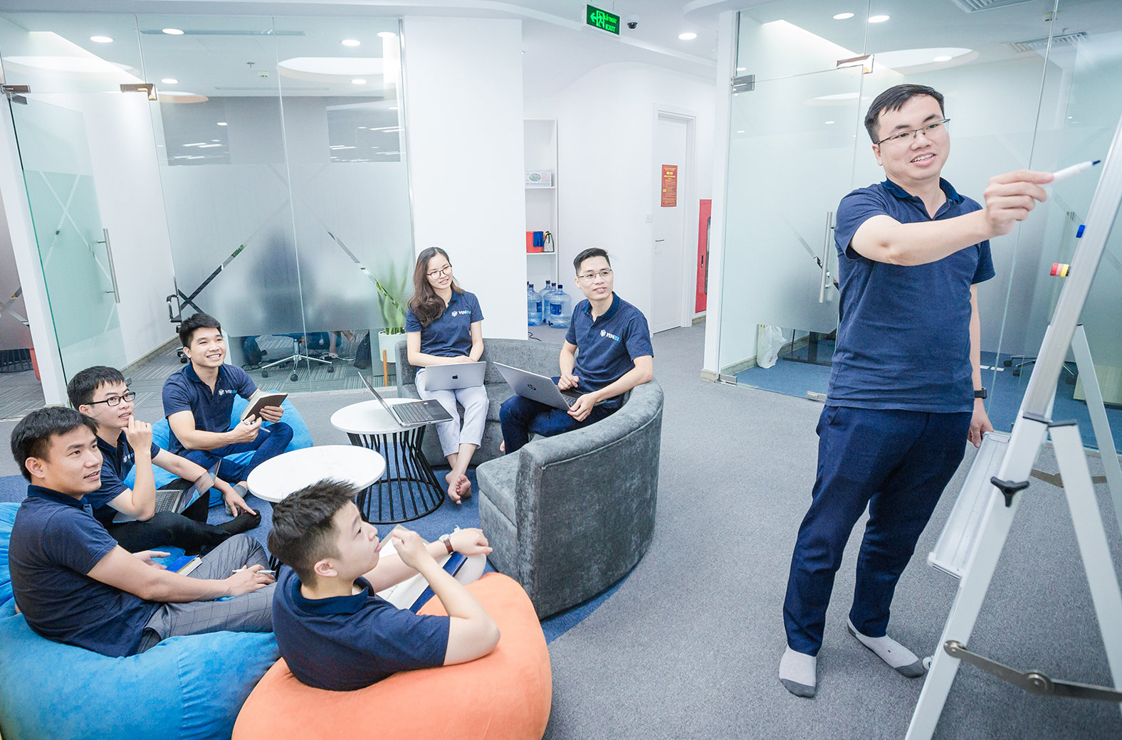 Đào tạo kỹ sư trí tuệ nhân tạo và khoa học dữ liệu