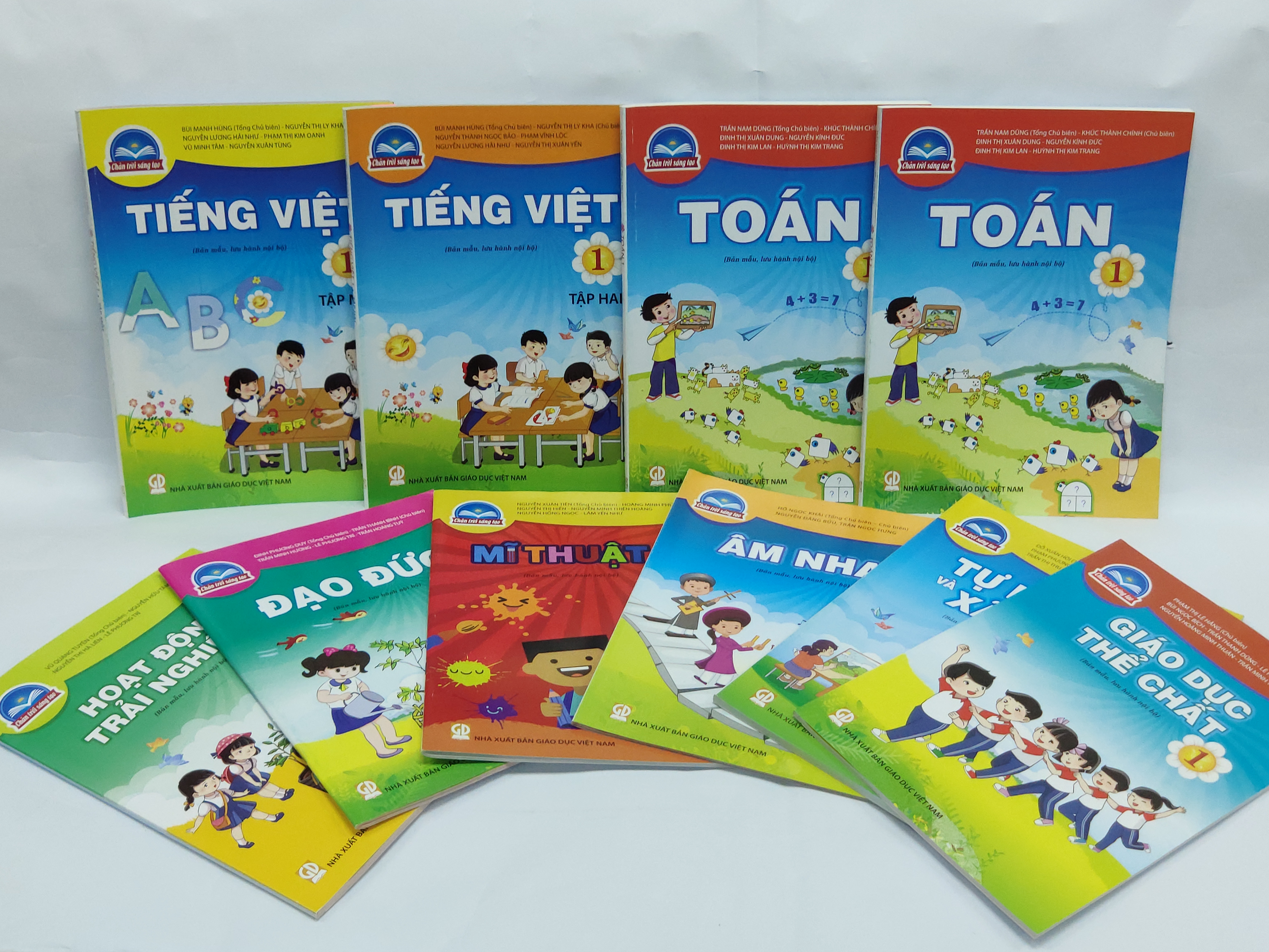 Sẽ cung ứng đủ sách giáo khoa mới